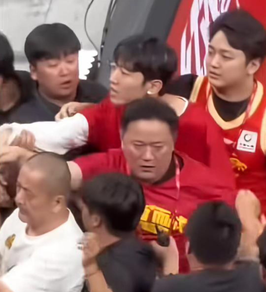 彩经前瞻：药厂坐镇拜耳竞技场，红牛客场难牛，看好药厂大胜