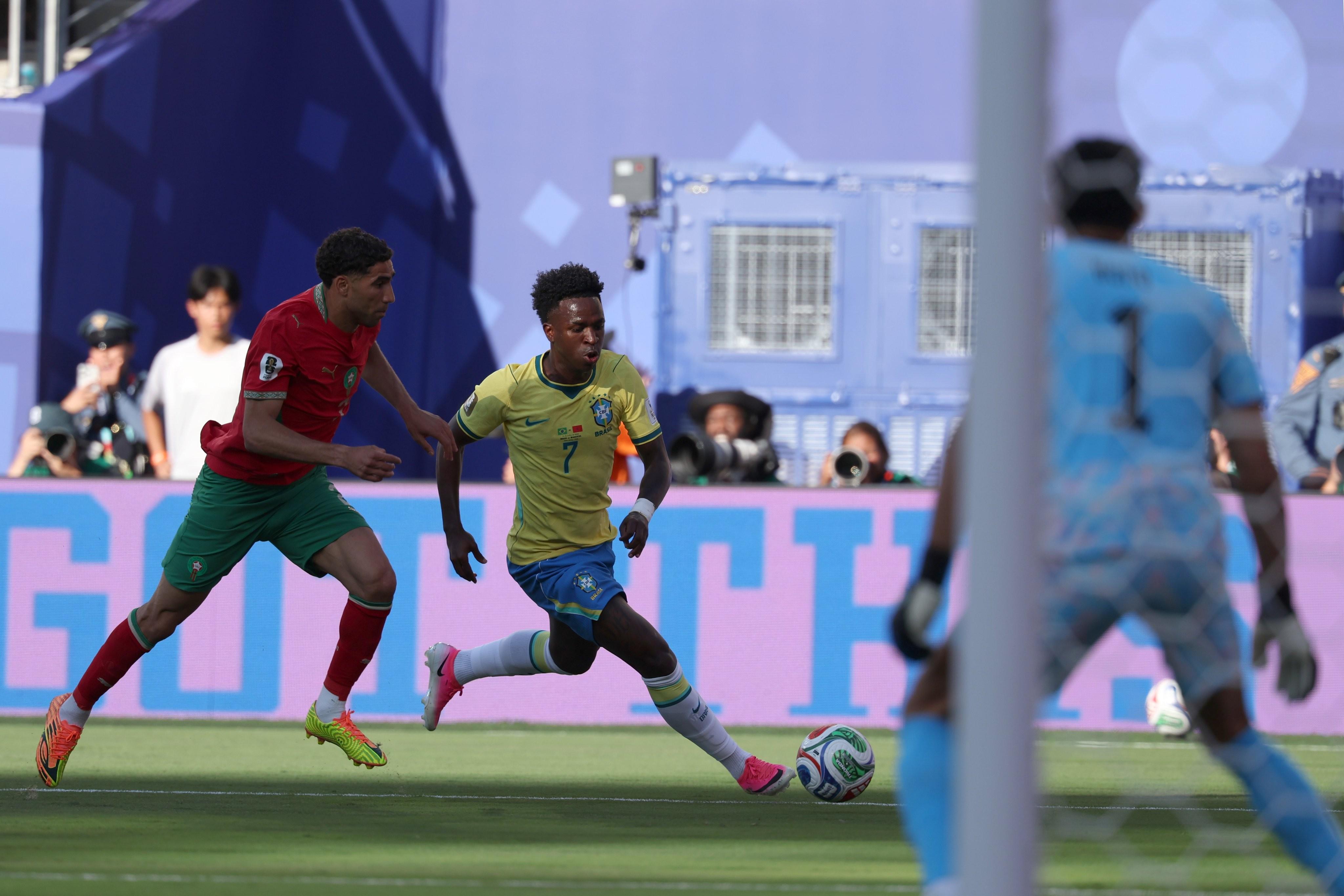 亚马尔斩获全场最佳，亨利公开质疑，真正功臣被FIFA所埋没
