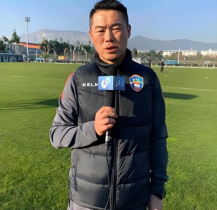 突尼斯记者：我们也尝试过招募阿亚里，但他确实不愿意为我们效力